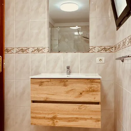 アパート Click&guest - Bright Sun House With Sea Views アグイメス