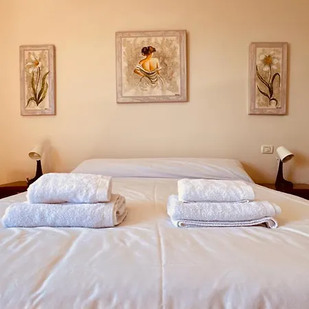 アパート Click&guest - Bright Sun House With Sea Views